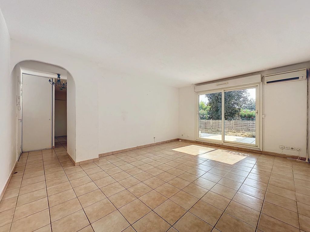 Achat appartement à vendre 3 pièces 56 m² - Saint-Laurent-du-Var