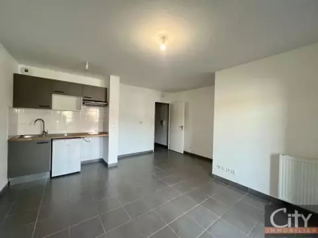 Achat appartement à vendre 2 pièces 41 m² - Castanet-Tolosan