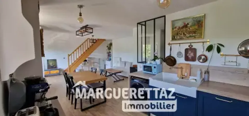 Achat duplex à vendre 3 pièces 66 m² - La Roche-sur-Foron