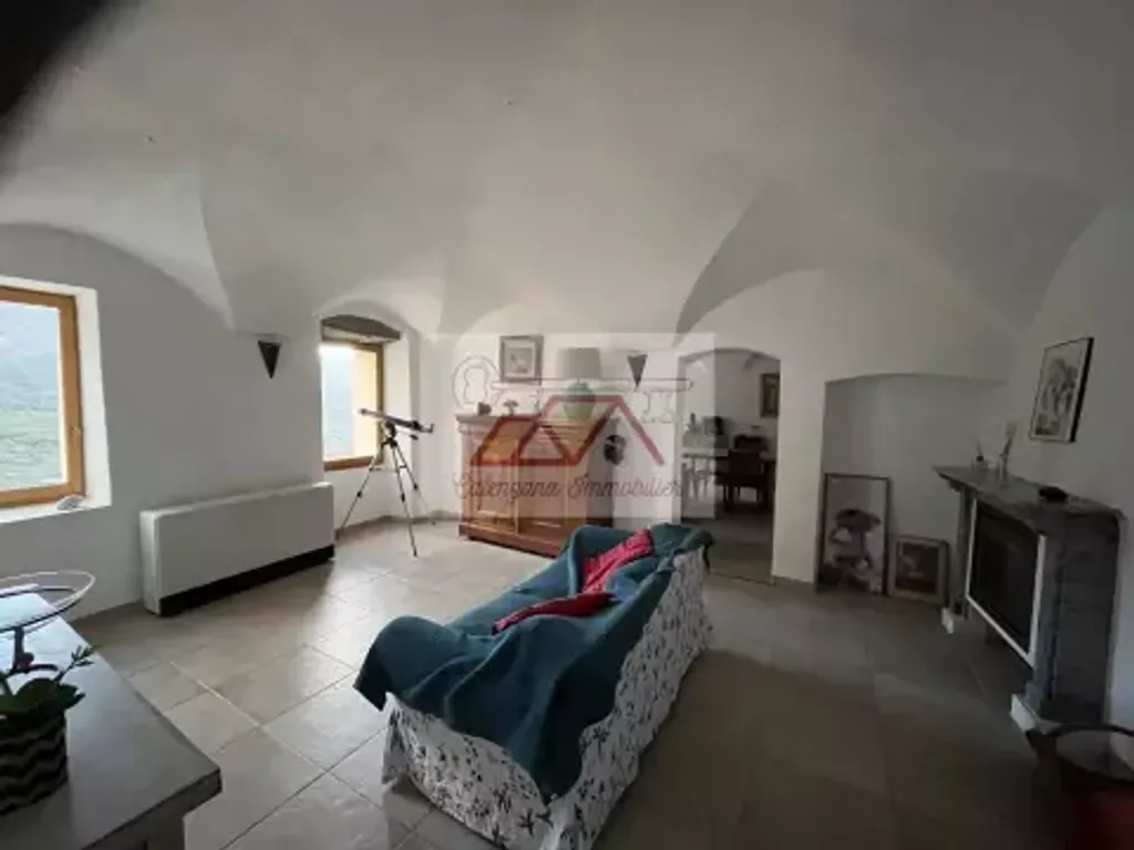 Achat maison à vendre 3 chambres 231 m² - Montegrosso