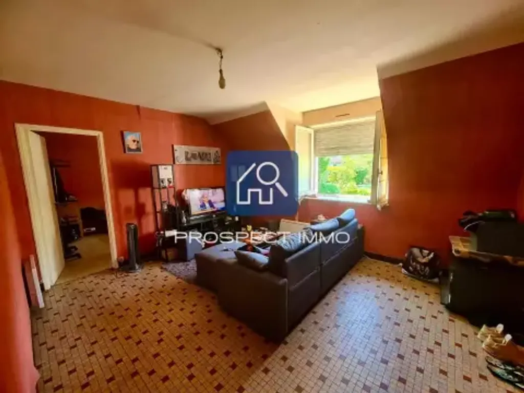 Achat appartement à vendre 3 pièces 63 m² - Saint-Geniez-d'Olt-et-d'Aubrac