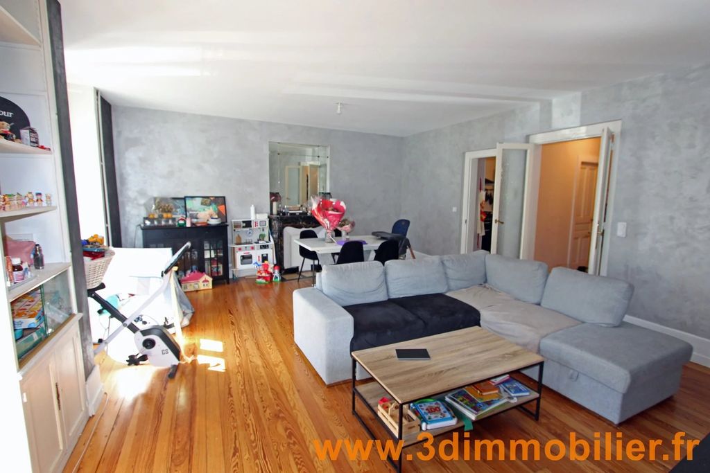 Achat appartement à vendre 5 pièces 104 m² - Lons-le-Saunier