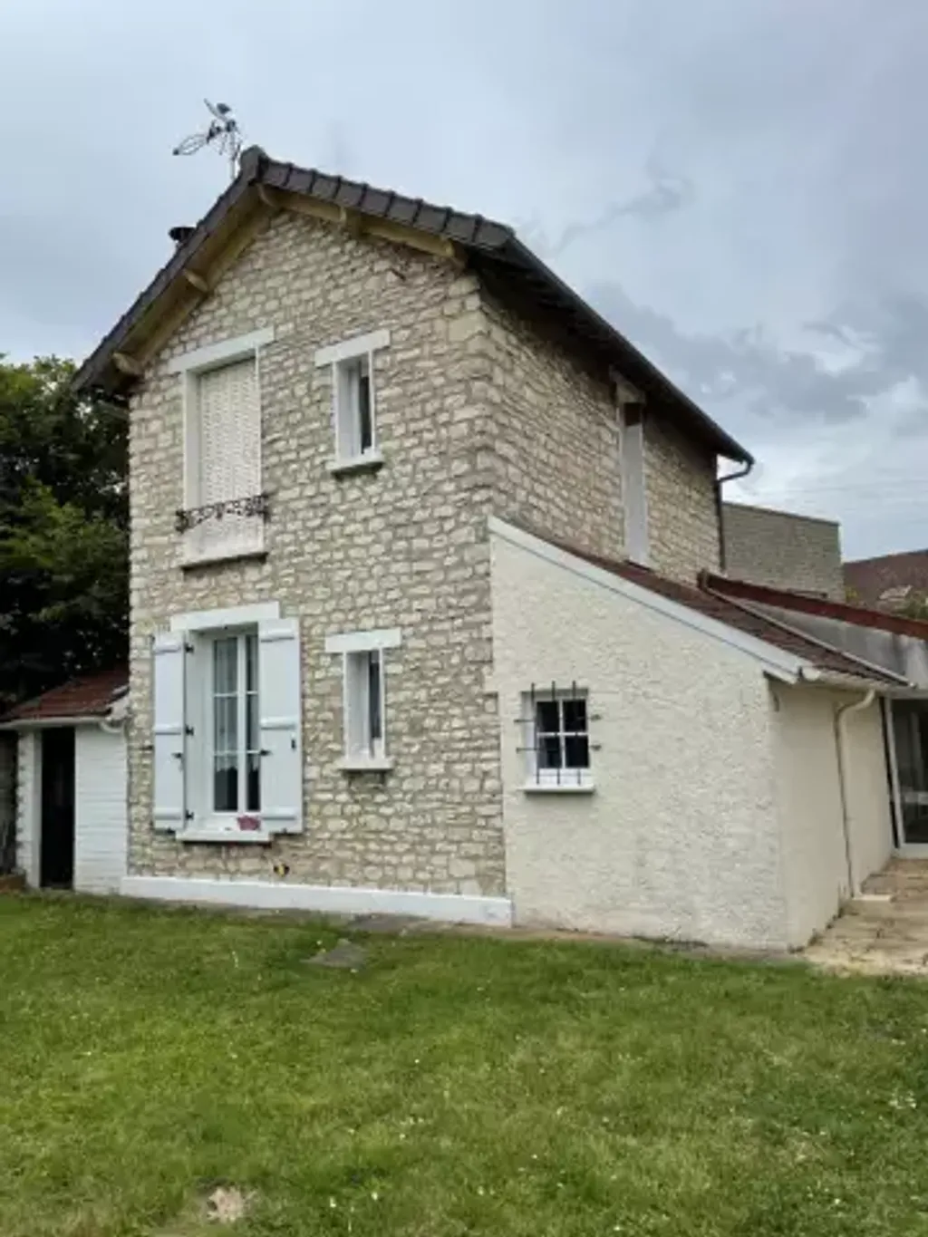 Achat maison à vendre 2 chambres 83 m² - Mantes-la-Jolie