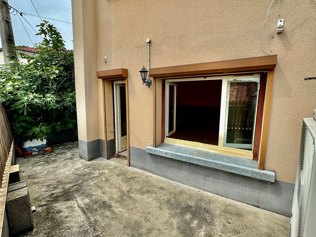 Achat maison à vendre 4 chambres 93 m² - Pont-du-Château