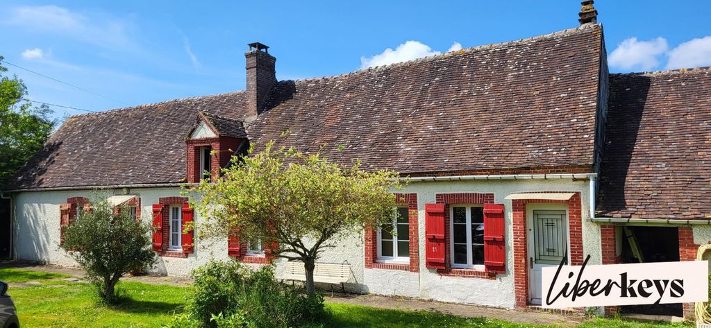 Achat maison à vendre 4 chambres 120 m² - Saint-Maurice-lès-Charencey