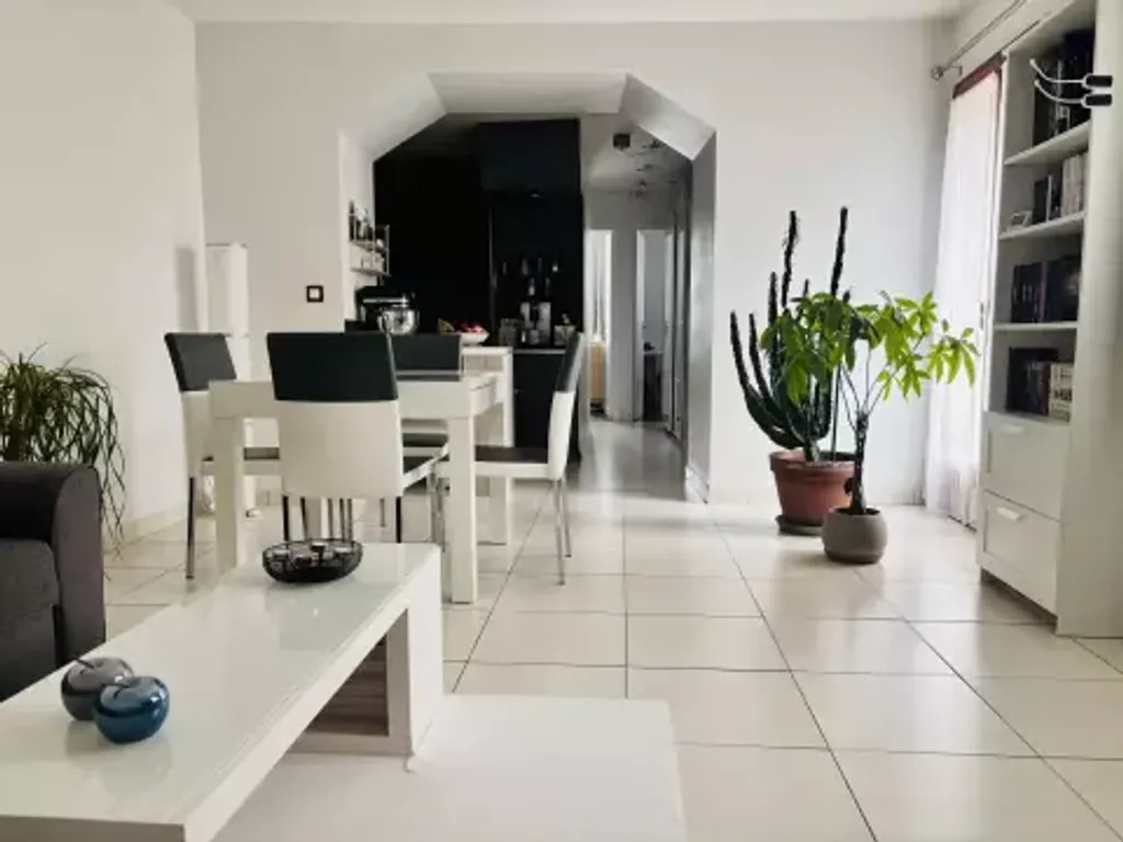 Achat appartement à vendre 3 pièces 52 m² - Pommeuse