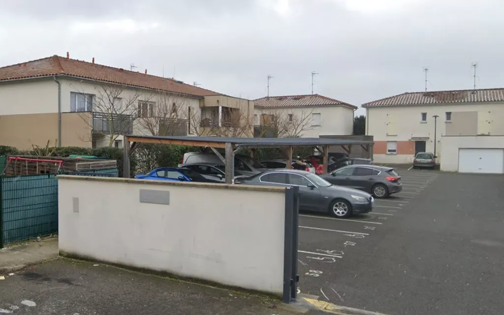 Achat appartement à vendre 2 pièces 42 m² - Villeneuve-Tolosane