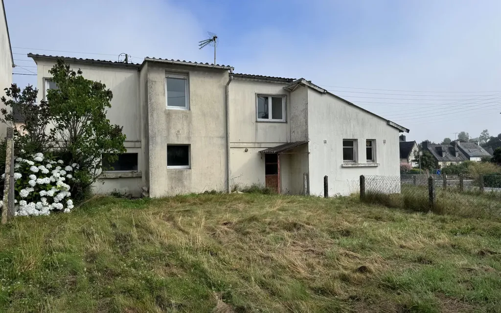 Achat maison à vendre 2 chambres 57 m² - Rostrenen