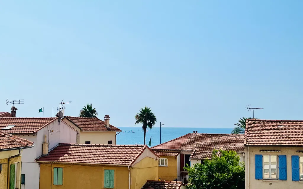 Achat appartement à vendre 2 pièces 45 m² - Cagnes-sur-Mer