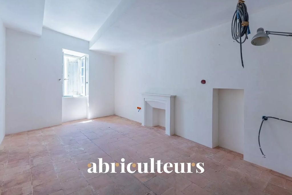 Achat maison à vendre 7 chambres 200 m² - Azillanet