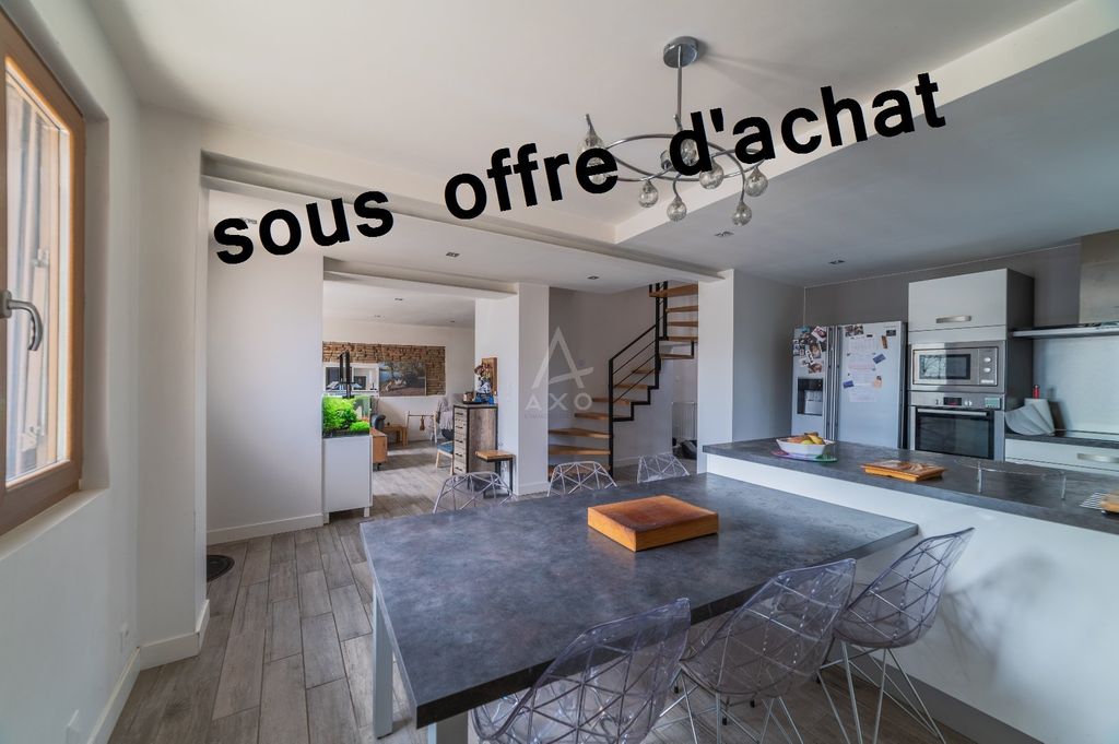 Achat maison à vendre 3 chambres 107 m² - Saint-Sauveur