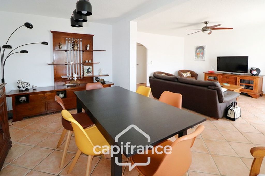 Achat appartement à vendre 4 pièces 76 m² - Six-Fours-les-Plages