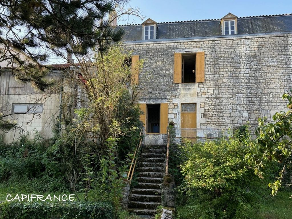 Achat maison à vendre 4 chambres 169 m² - Taillebourg