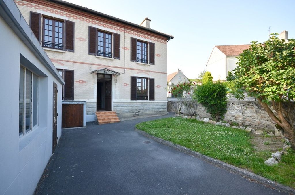 Achat maison à vendre 2 chambres 115 m² - Brasles