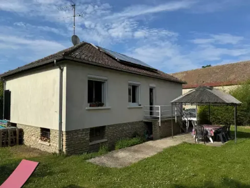 Achat maison à vendre 3 chambres 63 m² - Pacy-sur-Eure