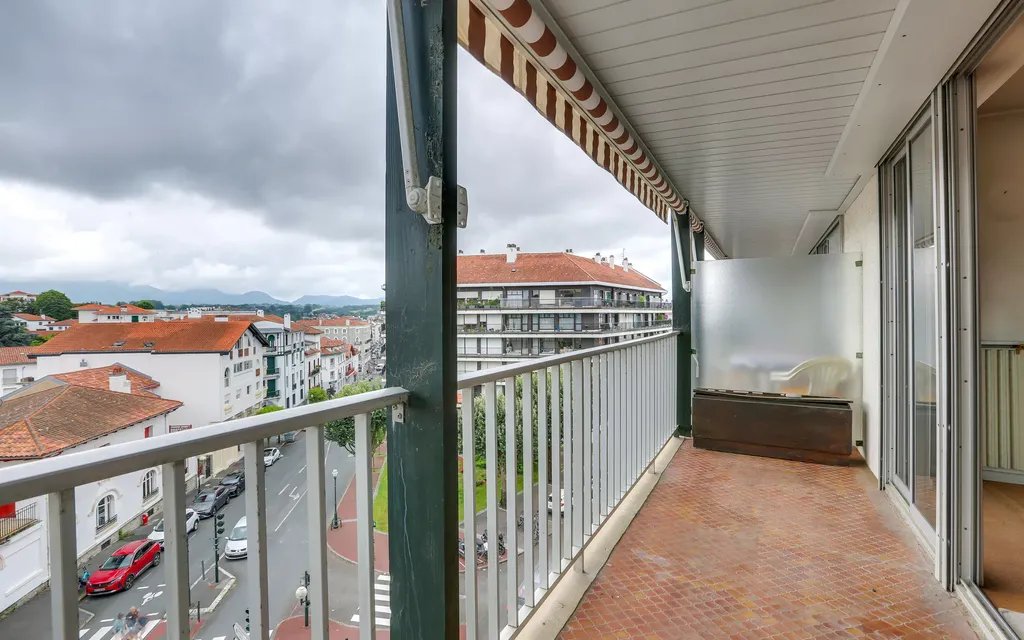 Achat appartement à vendre 2 pièces 52 m² - Saint-Jean-de-Luz