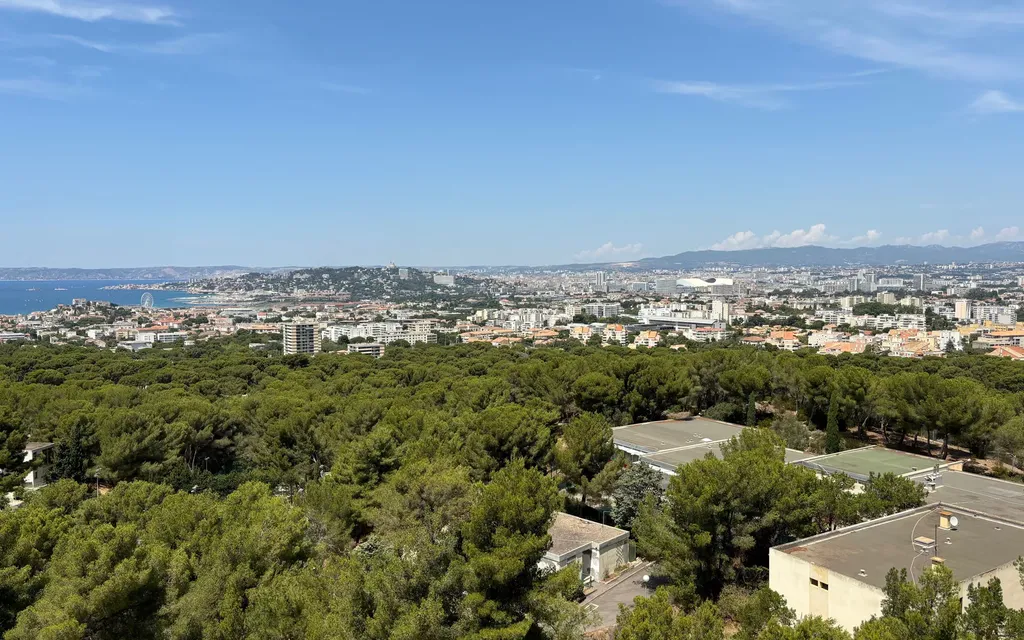 Achat appartement à vendre 4 pièces 92 m² - Marseille 8ème arrondissement