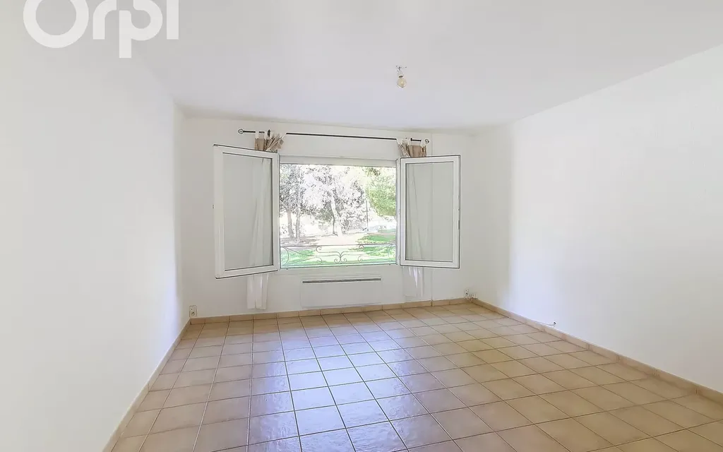 Achat appartement à vendre 3 pièces 72 m² - Toulon