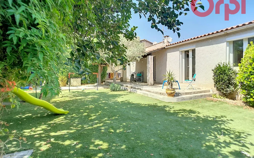 Achat maison à vendre 4 chambres 121 m² - Morières-lès-Avignon