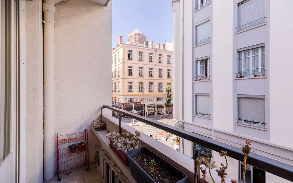 Achat appartement à vendre 2 pièces 52 m² - Lyon 6ème arrondissement