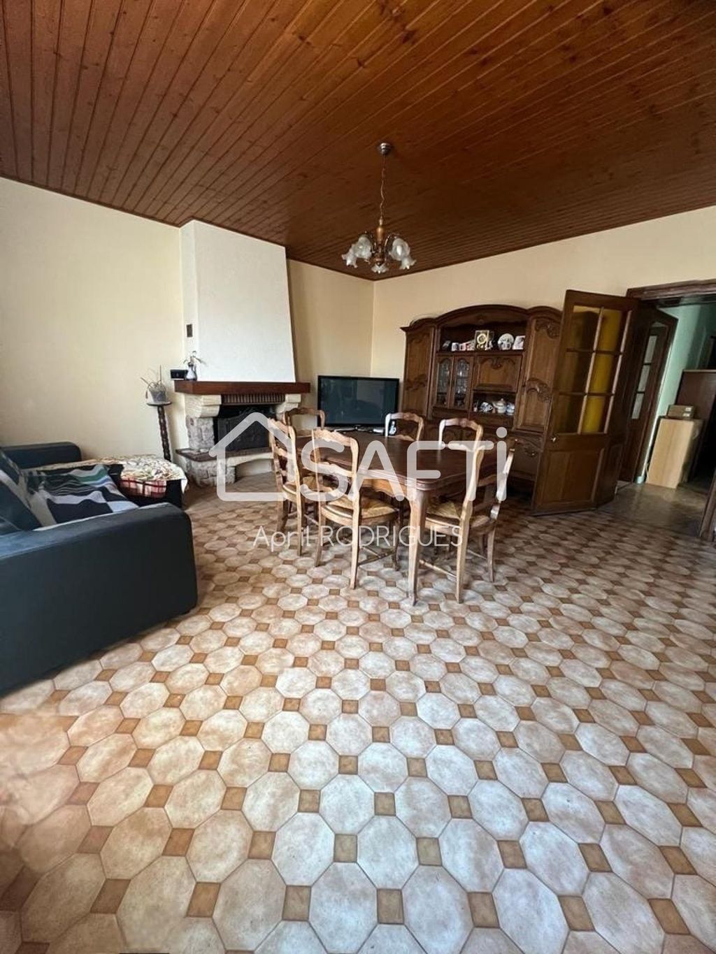 Achat maison à vendre 4 chambres 138 m² - Moutiers-sur-le-Lay