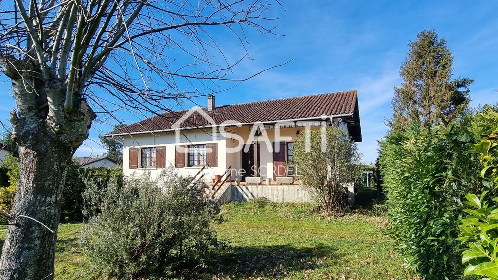 Achat maison à vendre 4 chambres 175 m² - Saint-Médard-en-Jalles