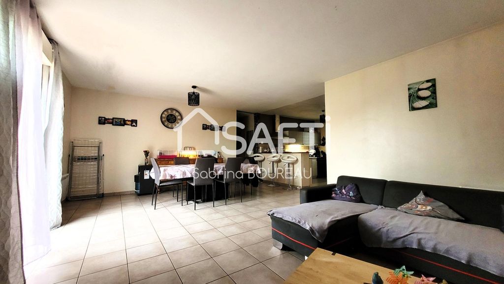 Achat maison à vendre 3 chambres 89 m² - Saint-Gelais