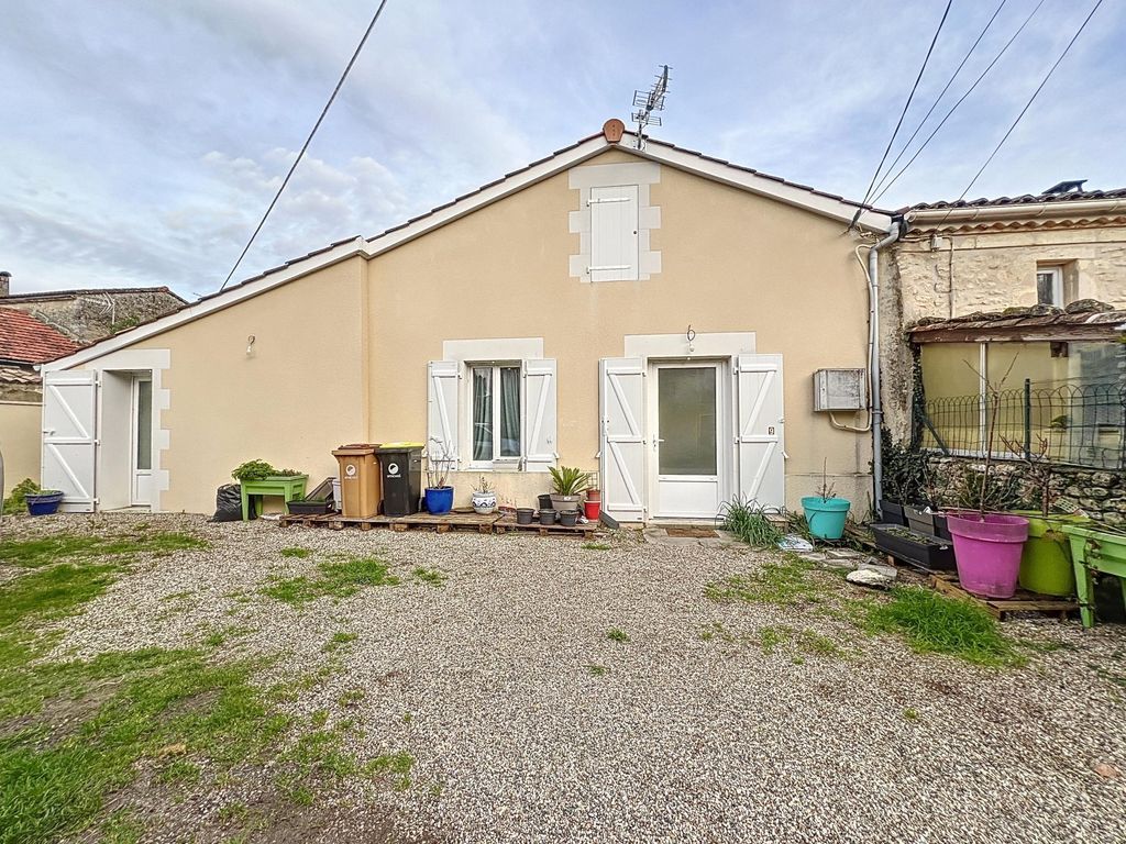 Achat maison à vendre 2 chambres 67 m² - Anglade