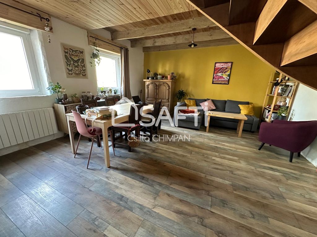 Achat maison à vendre 2 chambres 78 m² - Lohuec