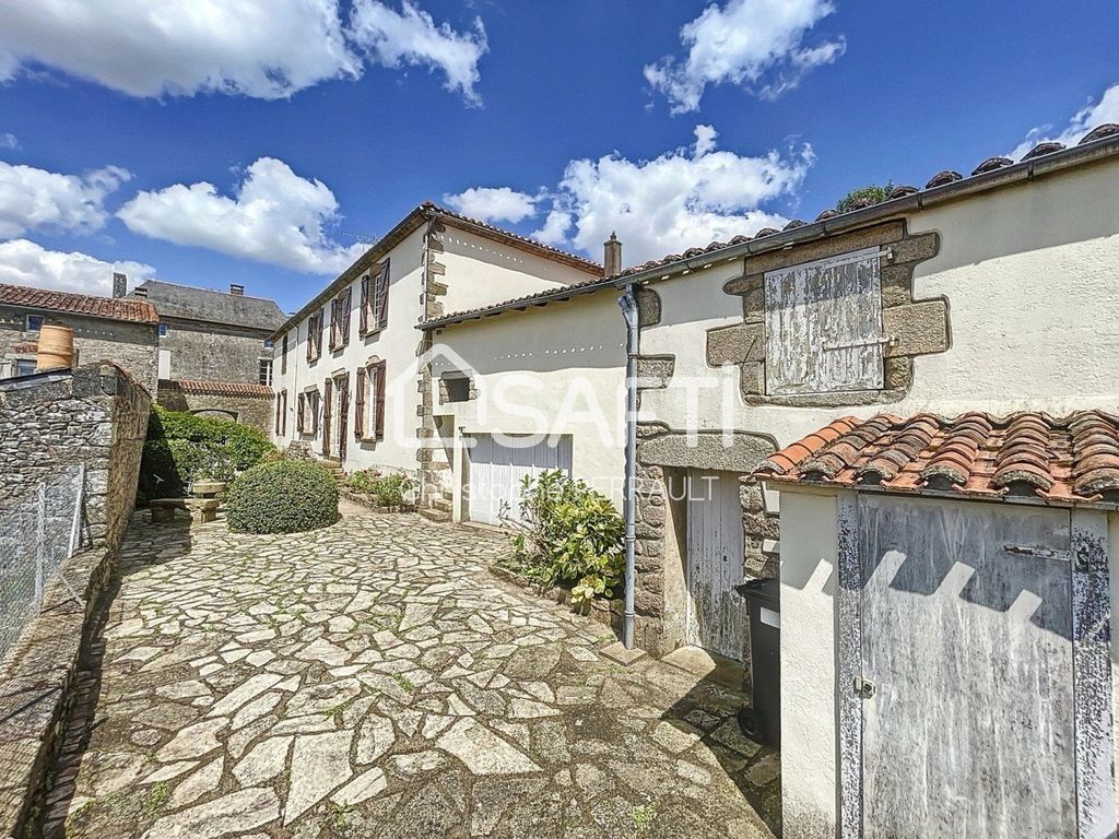 Achat maison à vendre 4 chambres 191 m² - Mortagne-sur-Sèvre