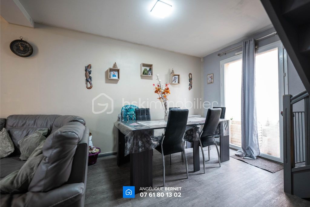 Achat maison à vendre 3 chambres 90 m² - Saint-Germain-lès-Arpajon