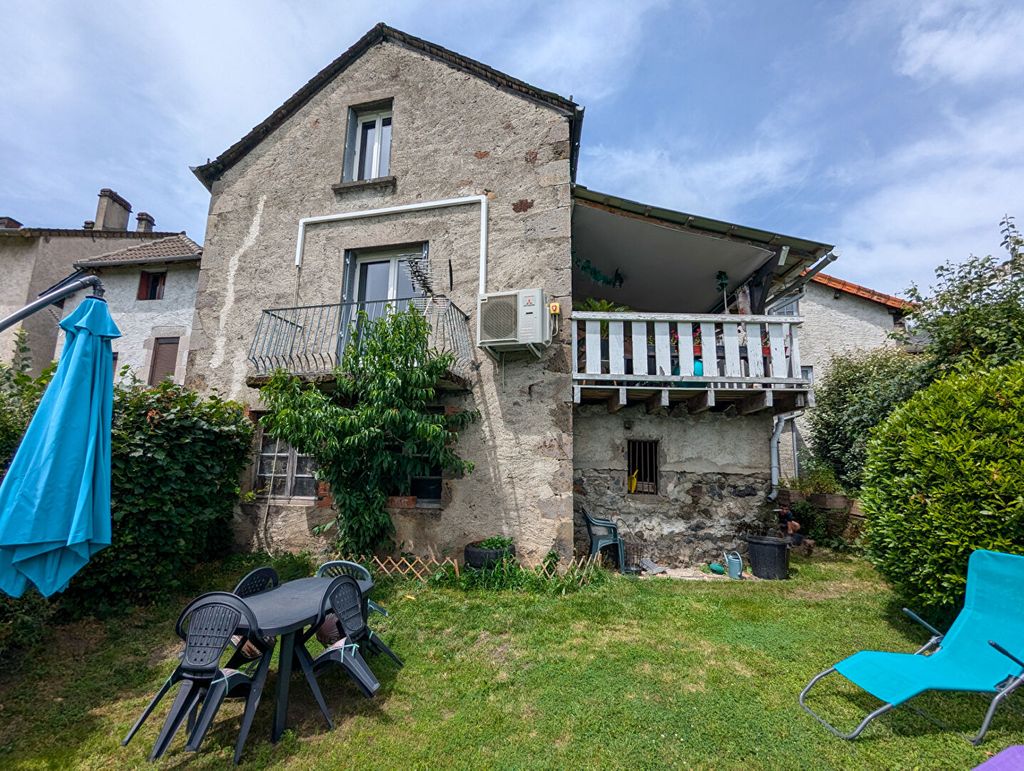 Achat maison à vendre 2 chambres 121 m² - Polminhac