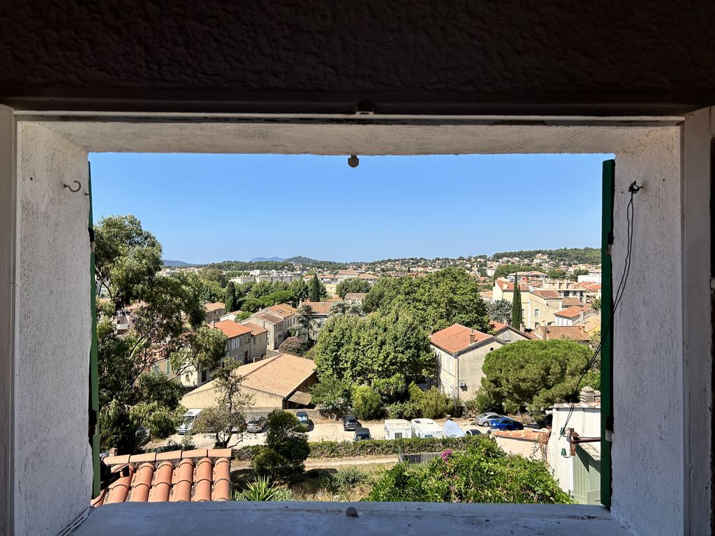 Achat maison à vendre 2 chambres 58 m² - La Garde