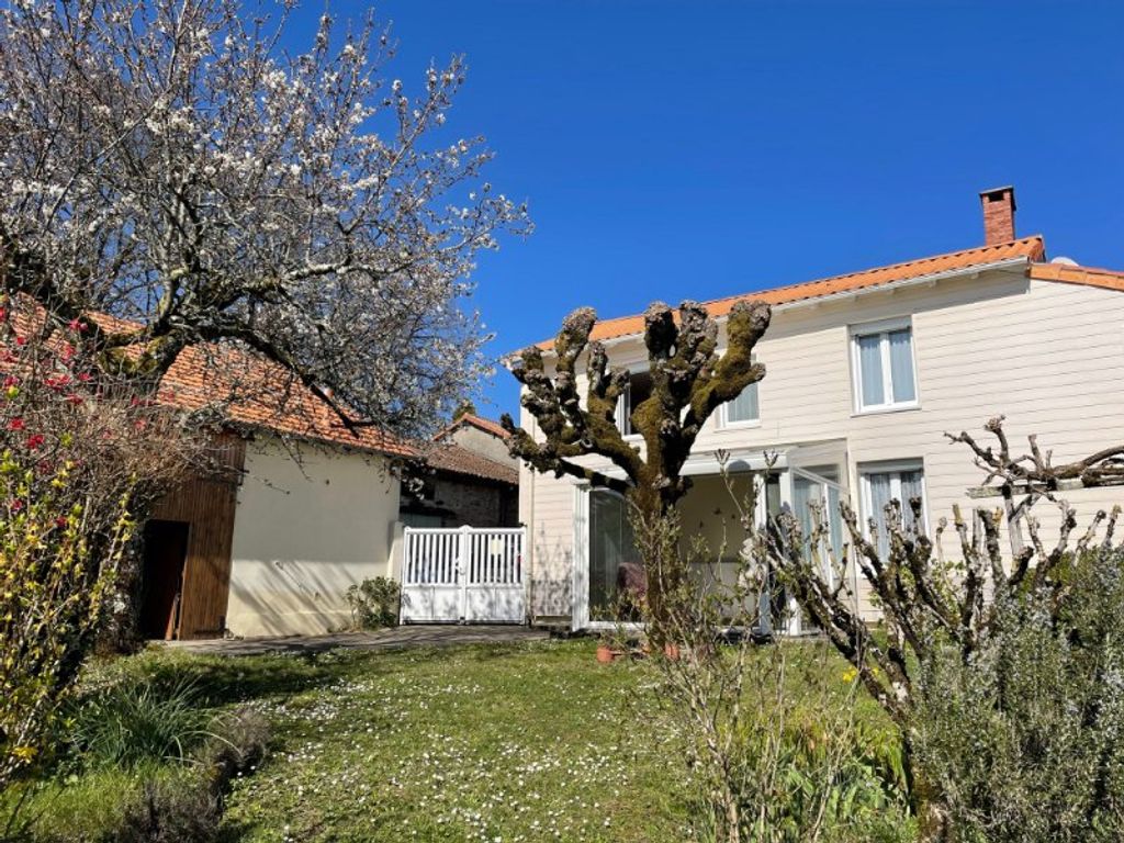 Achat maison à vendre 4 chambres 116 m² - Oradour-sur-Vayres