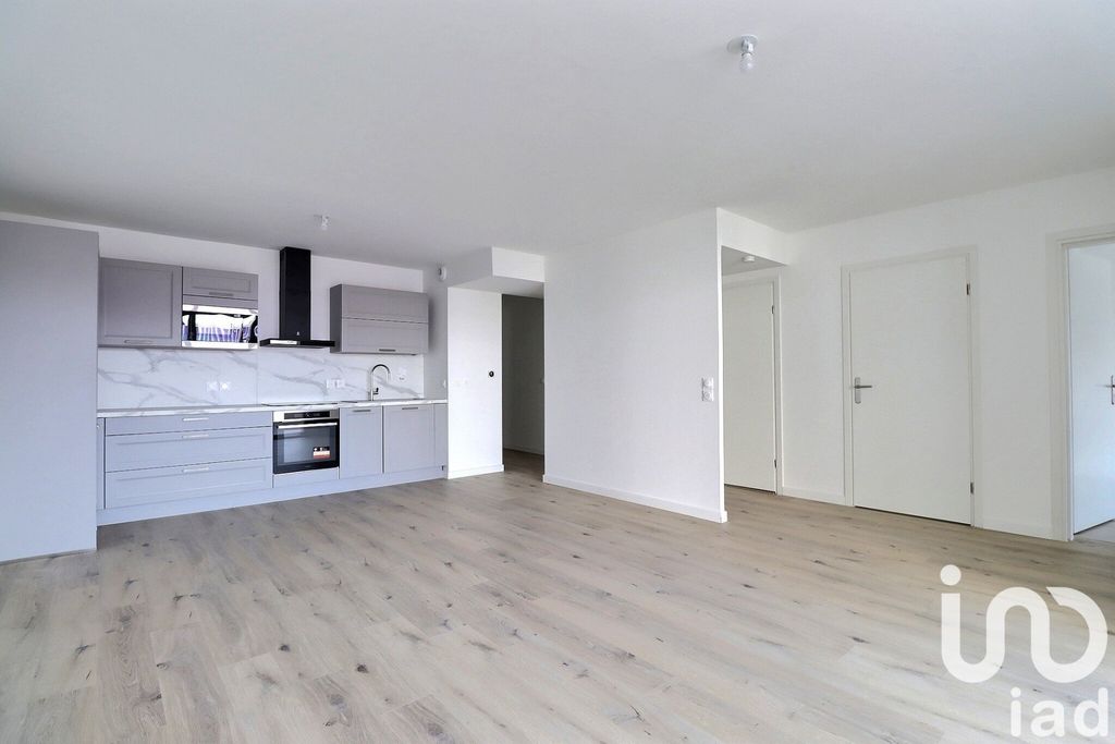 Achat appartement à vendre 4 pièces 84 m² - Villenave-d'Ornon