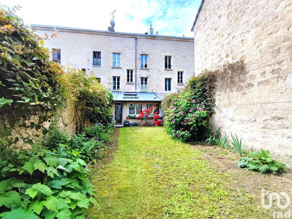 Achat maison à vendre 3 chambres 170 m² - Chars