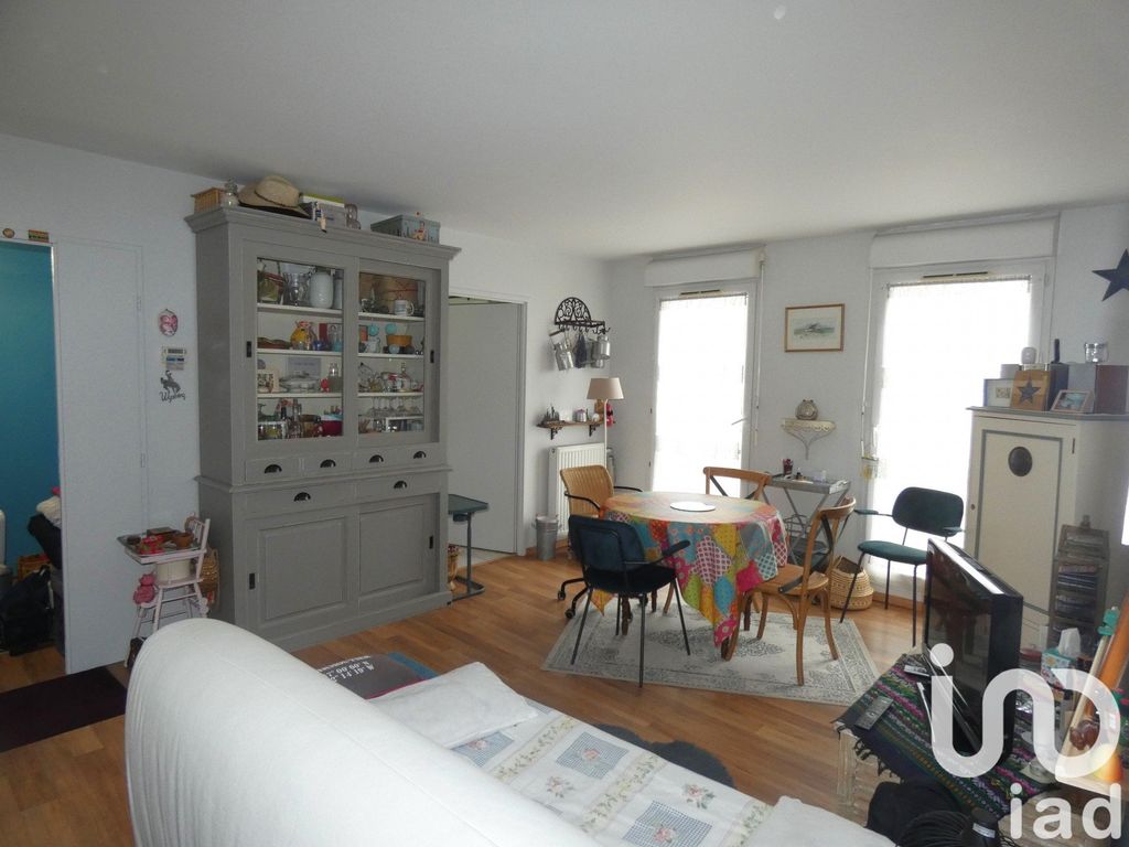 Achat appartement à vendre 3 pièces 59 m² - Élancourt