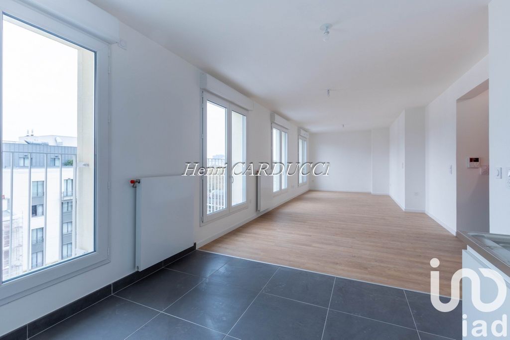 Achat appartement à vendre 3 pièces 75 m² - Saint-Ouen