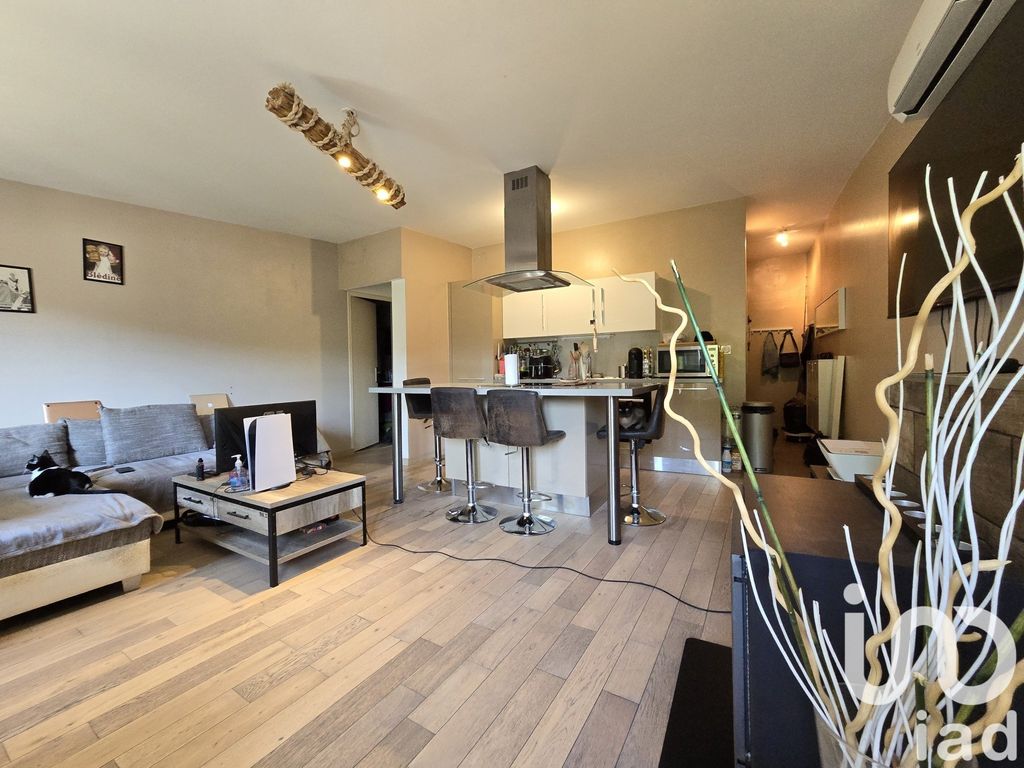 Achat appartement à vendre 2 pièces 47 m² - Cuers