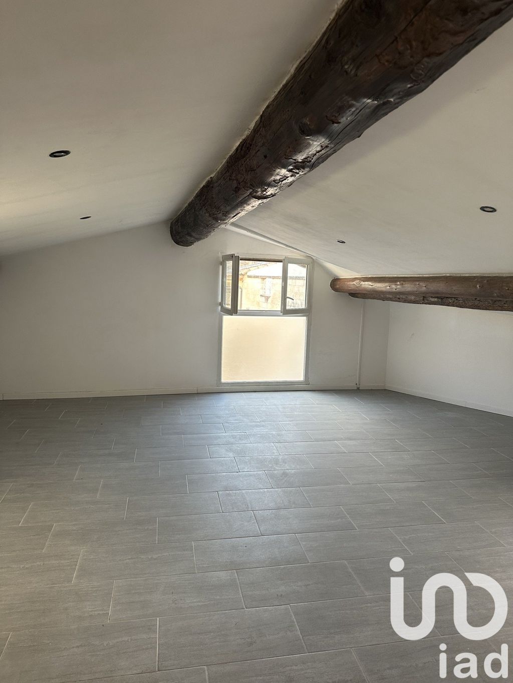 Achat appartement à vendre 3 pièces 62 m² - Eyragues