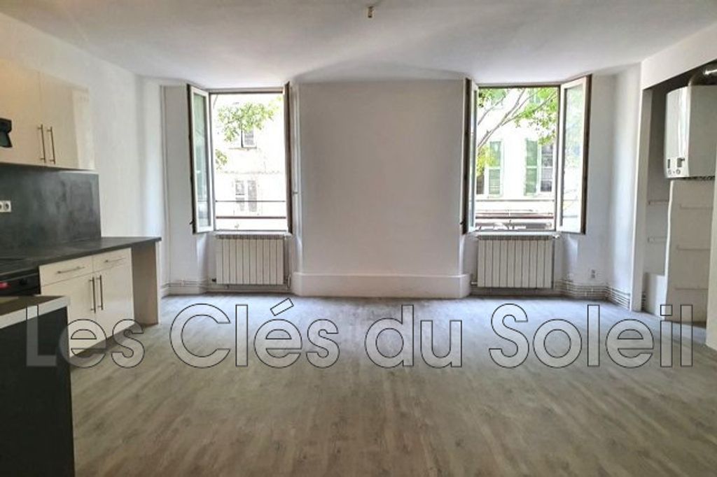 Achat appartement à vendre 3 pièces 63 m² - La Valette-du-Var