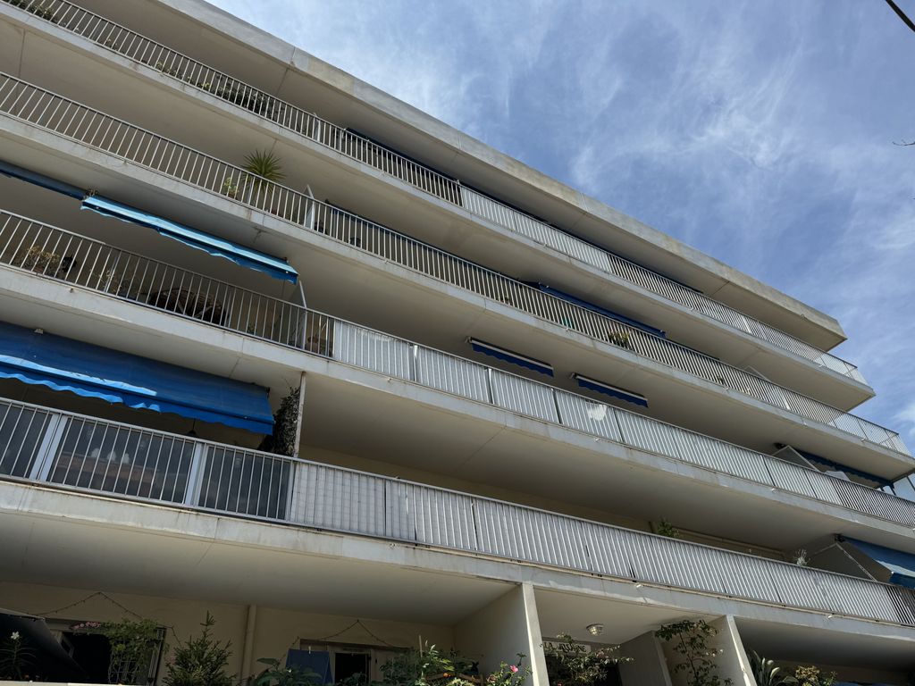 Achat appartement à vendre 4 pièces 83 m² - Toulon