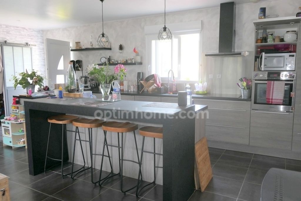 Achat maison à vendre 4 chambres 168 m² - Le Molay-Littry