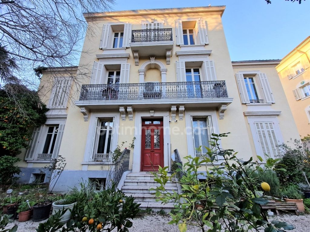 Achat appartement à vendre 4 pièces 136 m² - Cannes