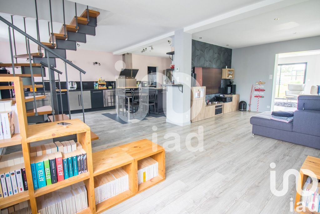 Achat maison à vendre 5 chambres 236 m² - Retiers