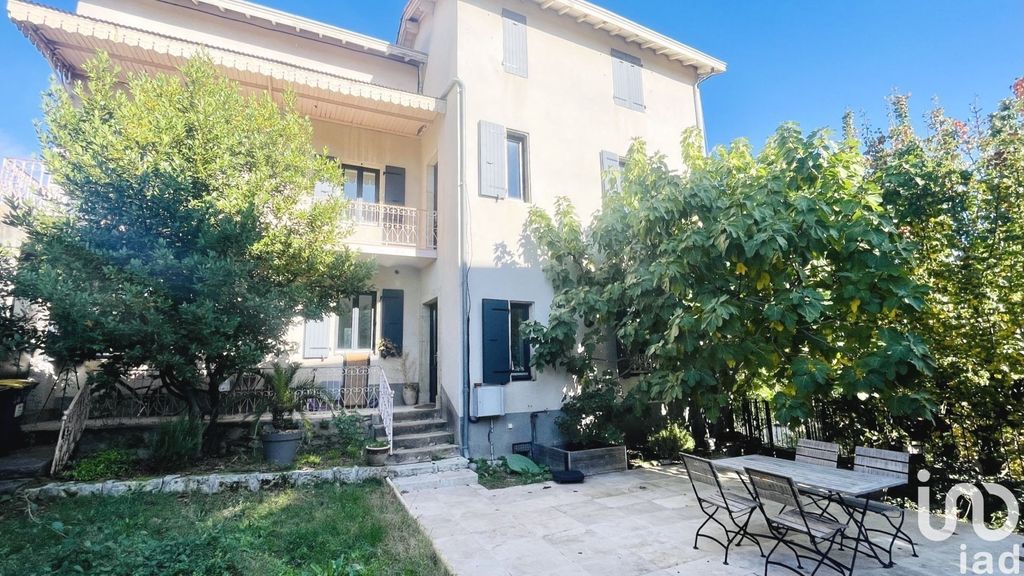 Achat maison à vendre 4 chambres 141 m² - Aubenas