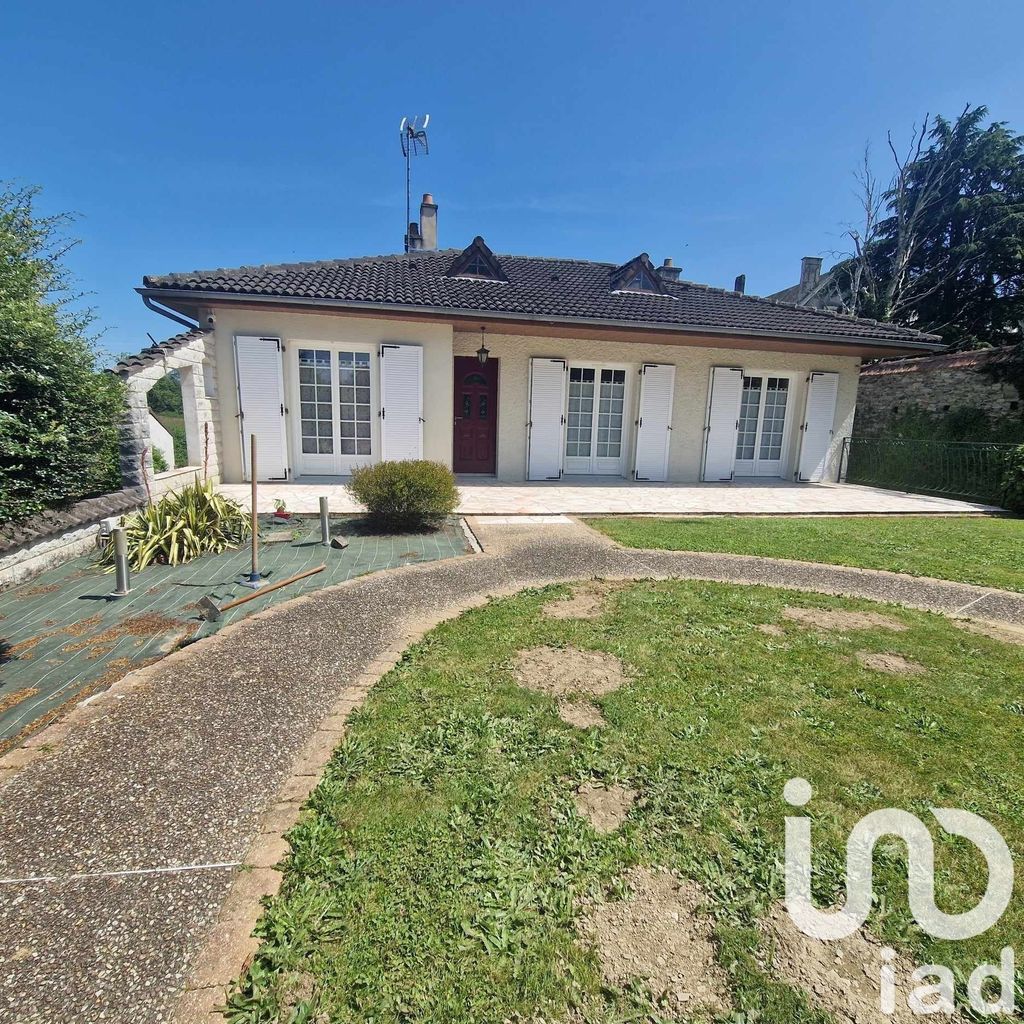 Achat maison à vendre 4 chambres 134 m² - Fenioux