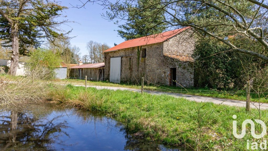 Achat maison à vendre 1 chambre 220 m² - Beaufou