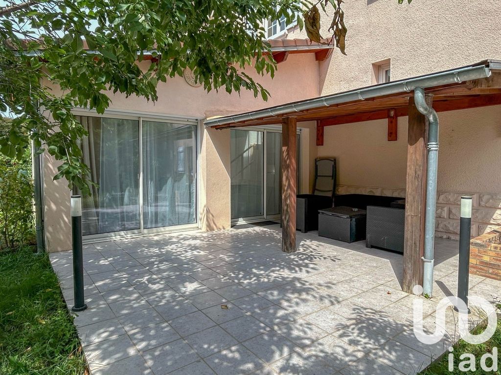 Achat maison à vendre 4 chambres 115 m² - Montluçon