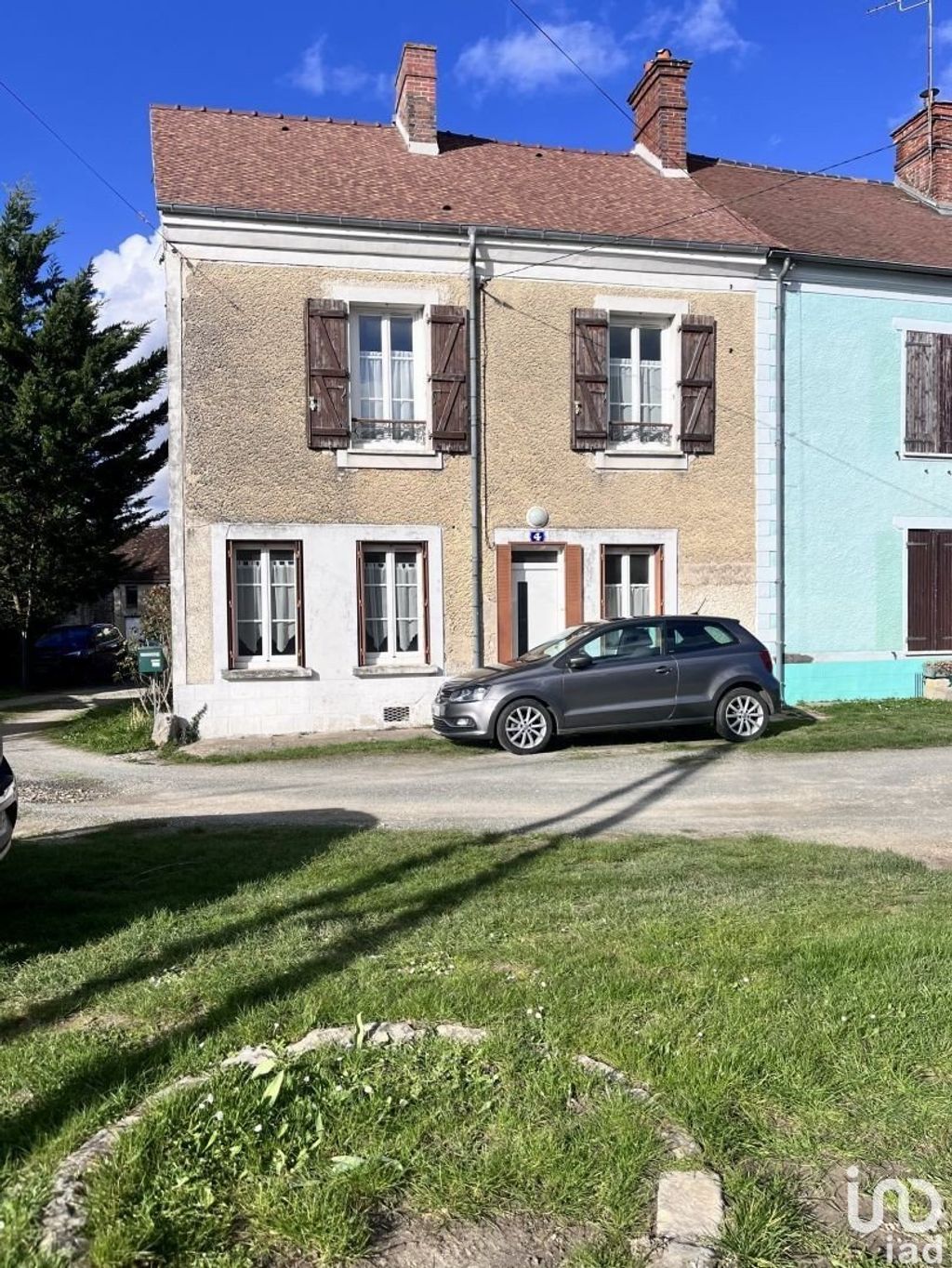 Achat maison à vendre 2 chambres 82 m² - Tousson